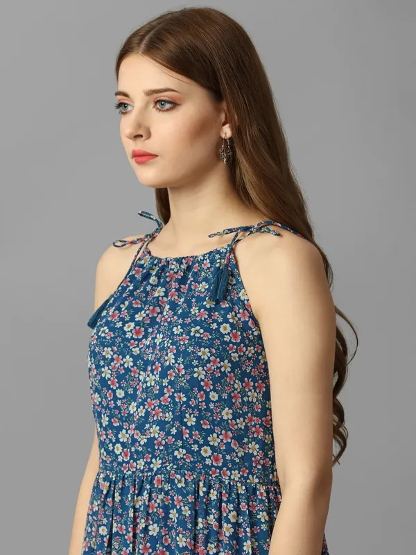 Floral_Printed_Shoulder_Strap_Gathered_Georgette_Fit_&_Flare_Midi_Dress