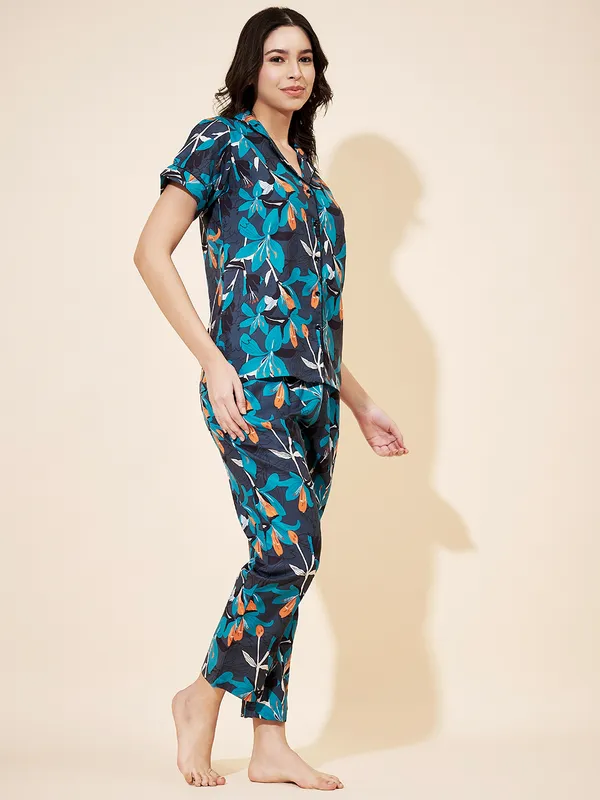 Teal_Cotton_Floral_Print_Night_Suit_For_Women.
