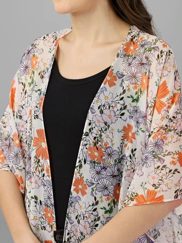 Women_Printed_Tasselled_Shrug