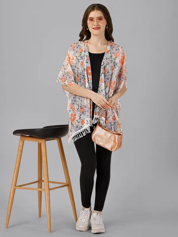 Women_Printed_Tasselled_Shrug