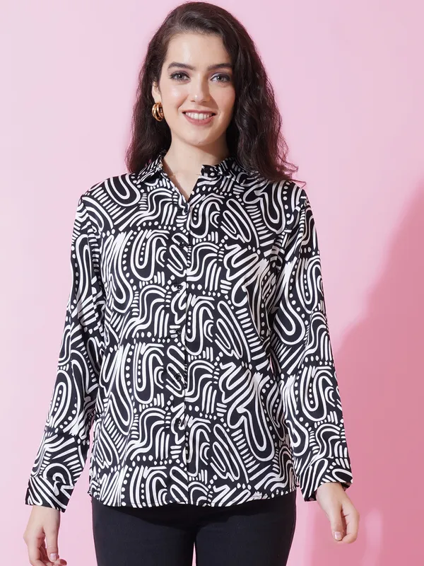 Modern_Tailored_Fit_Abstract_Printed_Satin_Shirt