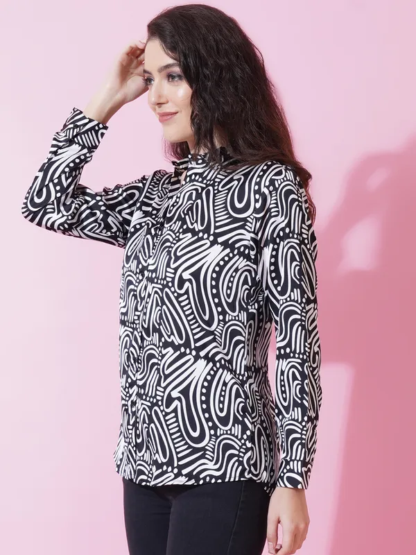 Modern_Tailored_Fit_Abstract_Printed_Satin_Shirt