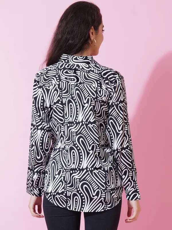 Modern_Tailored_Fit_Abstract_Printed_Satin_Shirt
