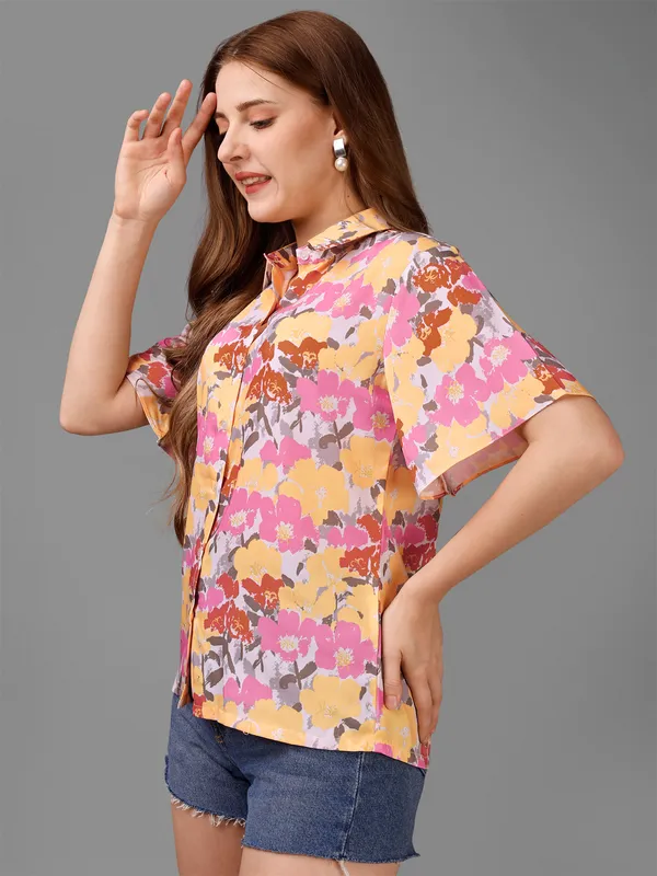 Women_Standard_Floral_Printed_Casual_Shirt