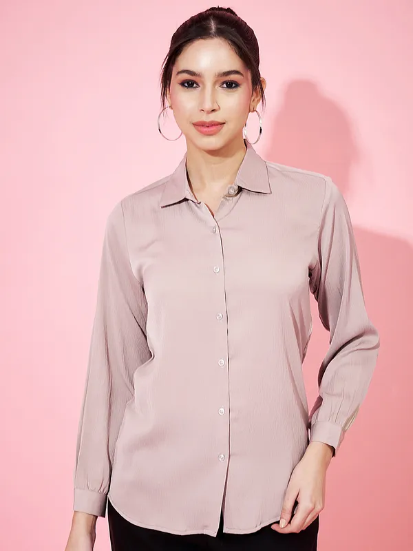 Premium_Tailored_Fit_Spread_Collar_Long_Sleeves_Silk_Casual_Shirt