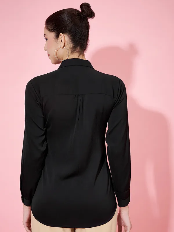 Premium_Tailored_Fit_Spread_Collar_Long_Sleeves_Silk_Casual_Shirt