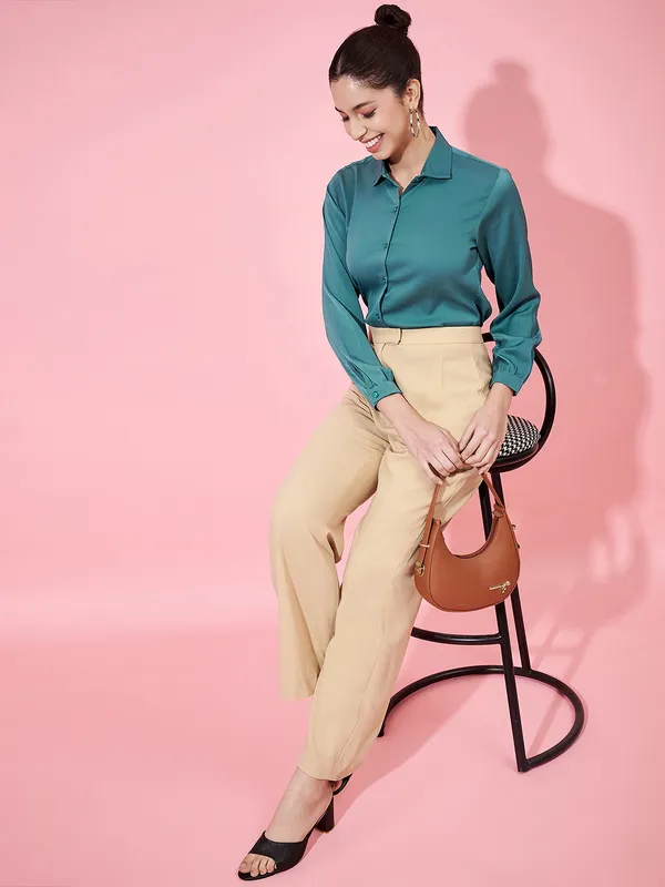 Premium_Tailored_Fit_Spread_Collar_Long_Sleeves_Silk_Casual_Shirt