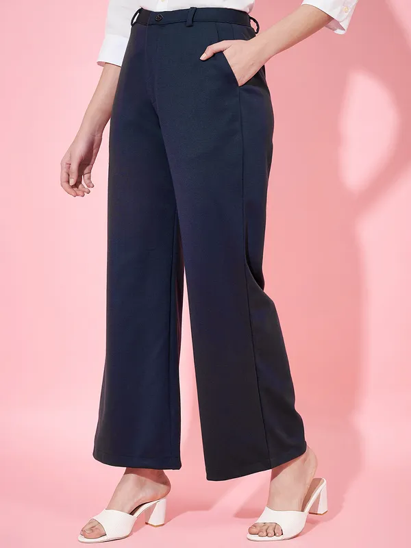 Navy_Blue_Cotton_Blend_Solid_Trouser_For_Women.