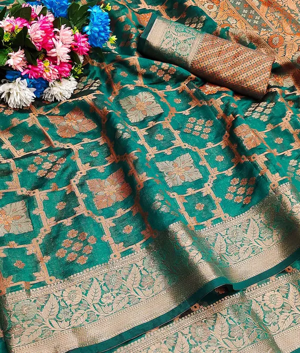 Organza_Rama_Color_Jacquard_Woven_Design_Banarasi_Stlye_recommended_for_Wedding,_Party_&_Festival,_Zari_Woven_Saree_for_Women