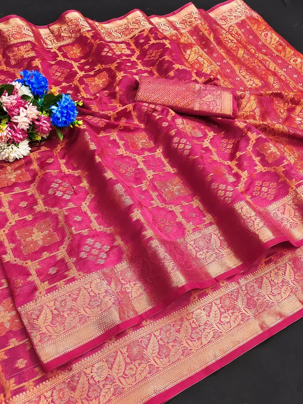 Organza_Pink_Color_Jacquard_Woven_Design_Banarasi_Stlye_recommended_for_Wedding,_Party_&_Festival,_Zari_Woven_Saree_for_Women