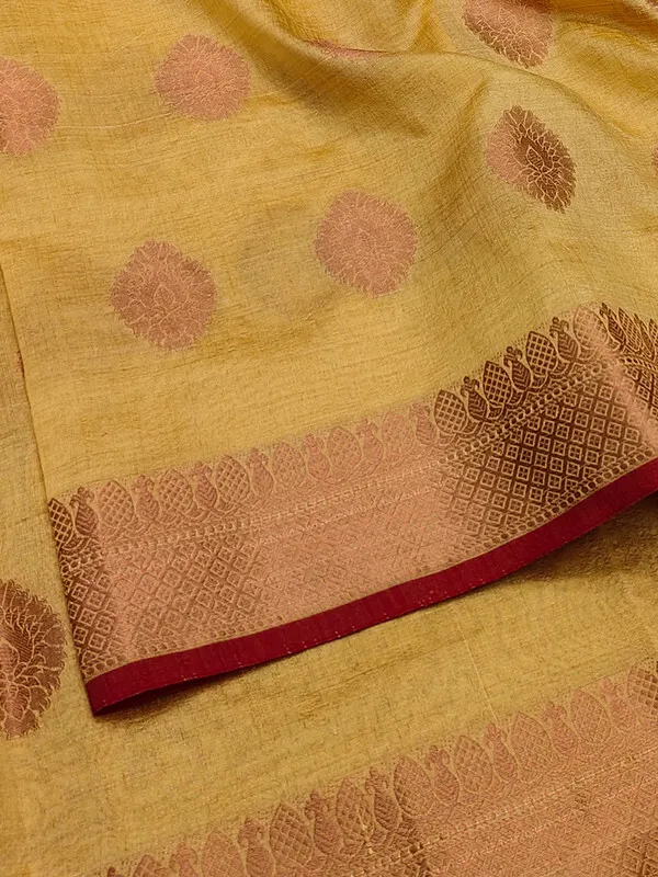 Yellow_Color_Jacquard_&_Cotton_Silk_Gadwal_Saree_For_Women