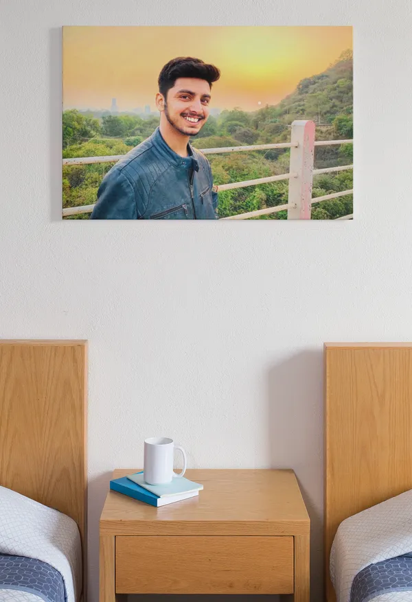 Sophisticate_Single__&_Friend_Circle_Photo_Frame