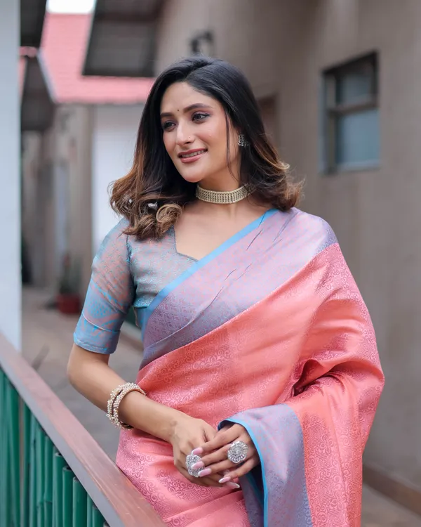 Pink_Silk_Blend_Saree_for_Women