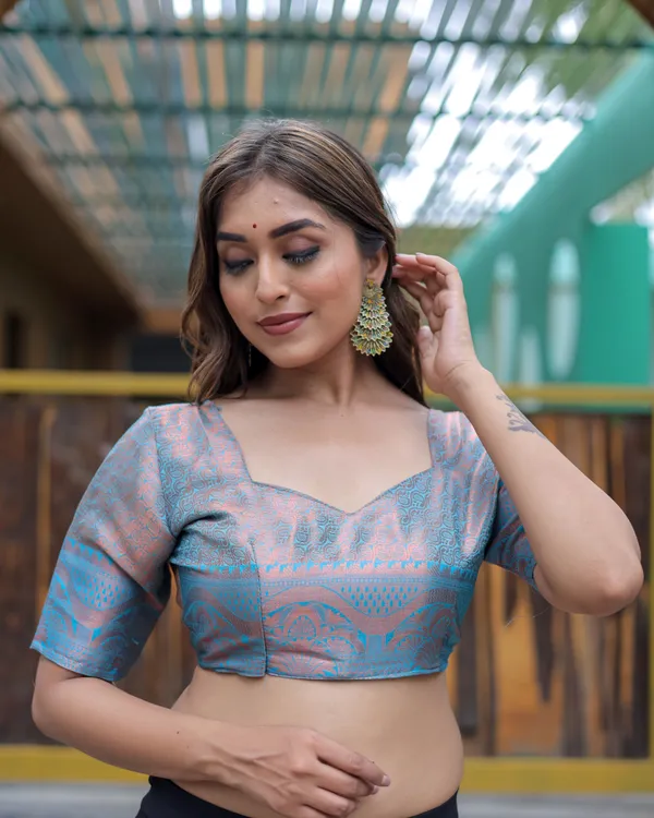 Light_Blue_Silk_Blend_Saree_for_Women
