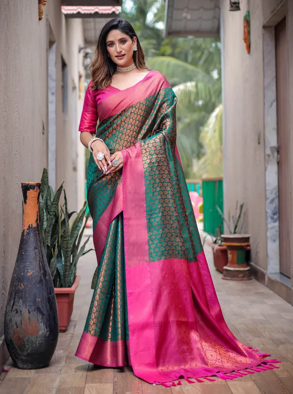 Dark_Green_Silk_Blend_Saree_for_Women