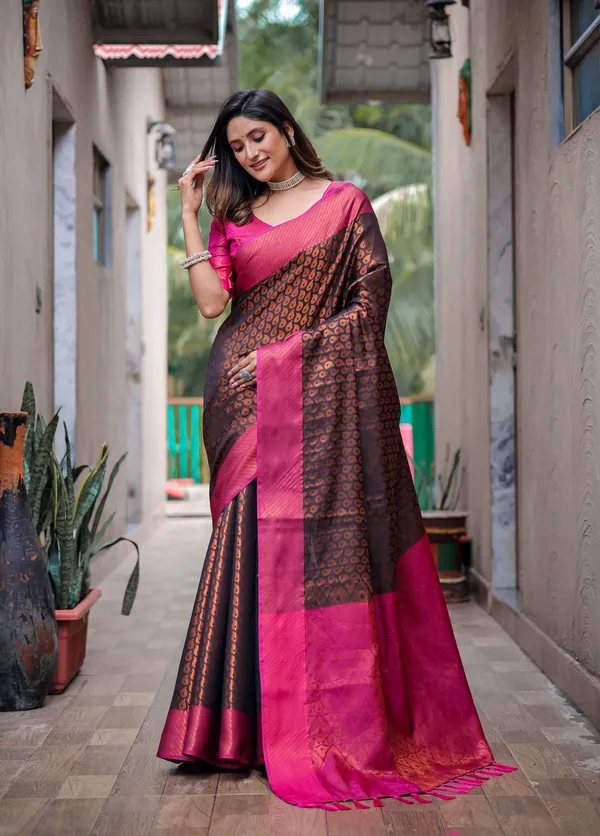 Dark_Blue_Silk_Blend_Saree_for_Women