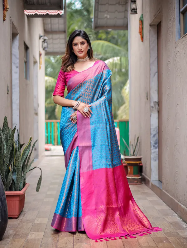 Light_Blue_Silk_Blend_Saree_for_Women