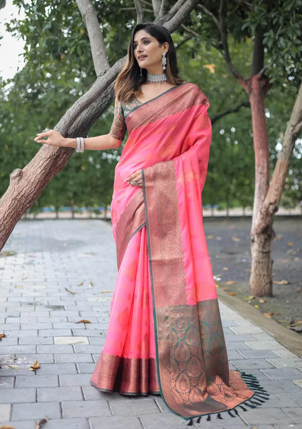 Pink_Silk_Blend_Saree_for_Women