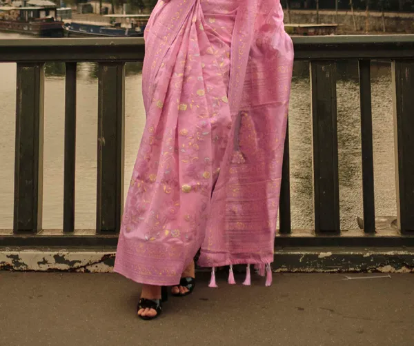 Light_Pink_Organza_Saree_for_Women