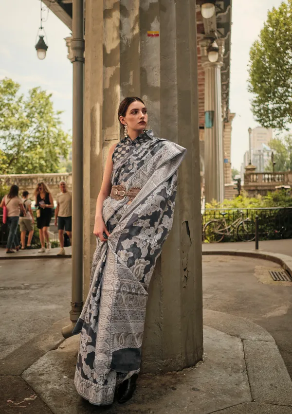 Organza_Chikankari_Lucknowi_Saree