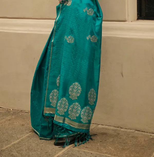 Rama_Green_Silk_Saree_for_Women
