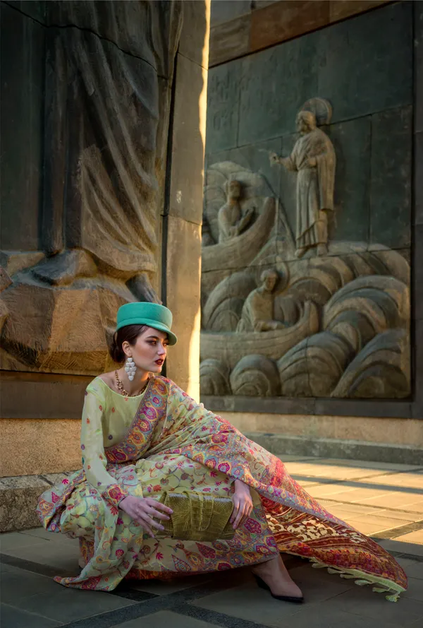 Organza_Silk_Kashmiri_Woven_Saree