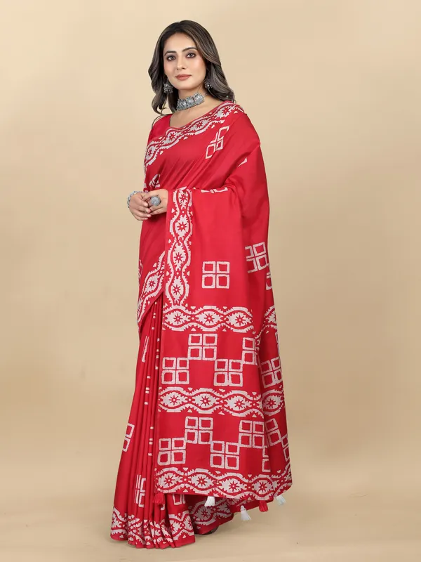 Red_Cotton_Blend_Saree_for_Women