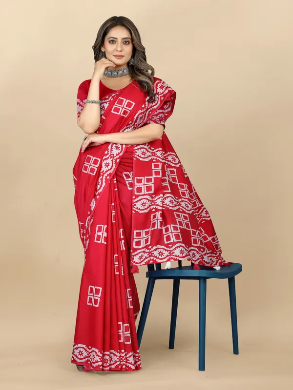 Red_Cotton_Blend_Saree_for_Women
