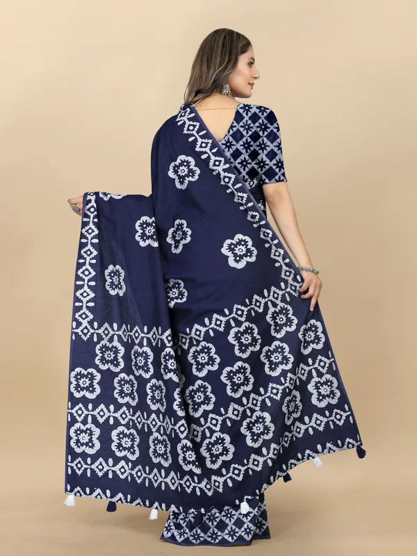 Blue_Cotton_Blend_Saree_for_Women