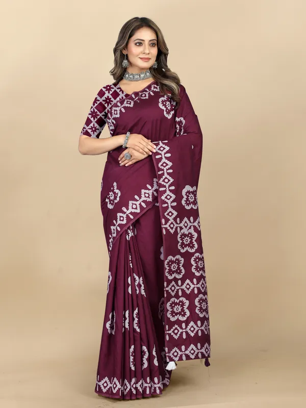 Purple_Cotton_Blend_Saree_for_Women