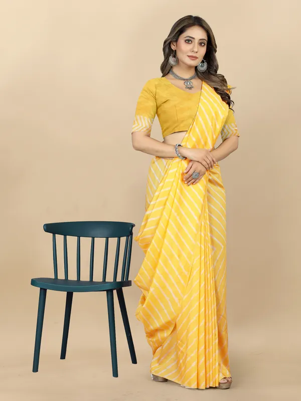 Yellow_Cotton_Blend_Saree_for_Women