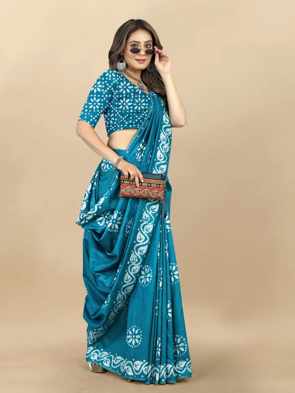 Blue_Cotton_Blend_Saree_for_Women