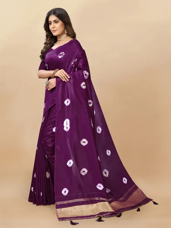 Purple_Cotton_Blend_Saree_for_Women