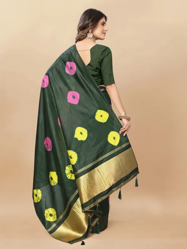Green_Cotton_Blend_Saree_for_Women