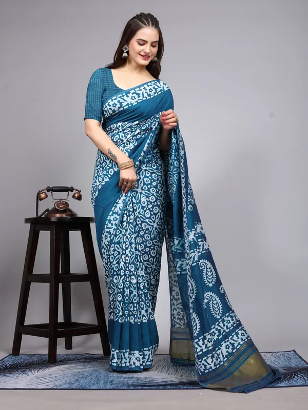Blue_Cotton_Blend_Saree_for_Women