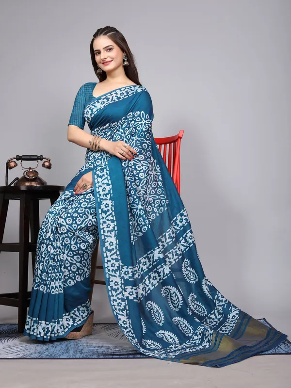 Blue_Cotton_Blend_Saree_for_Women