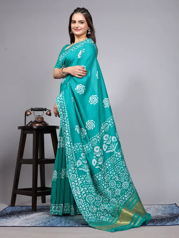 Blue_Cotton_Blend_Saree_for_Women