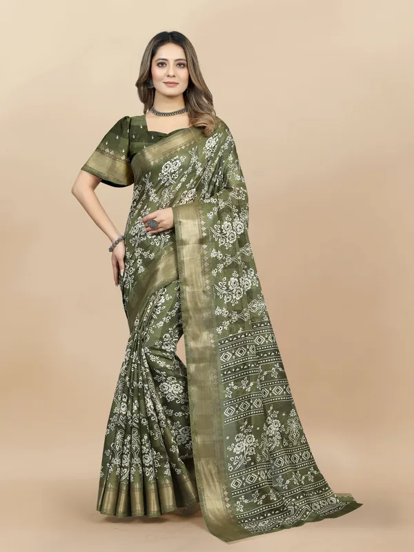 Green_Cotton_Blend_Saree_for_Women