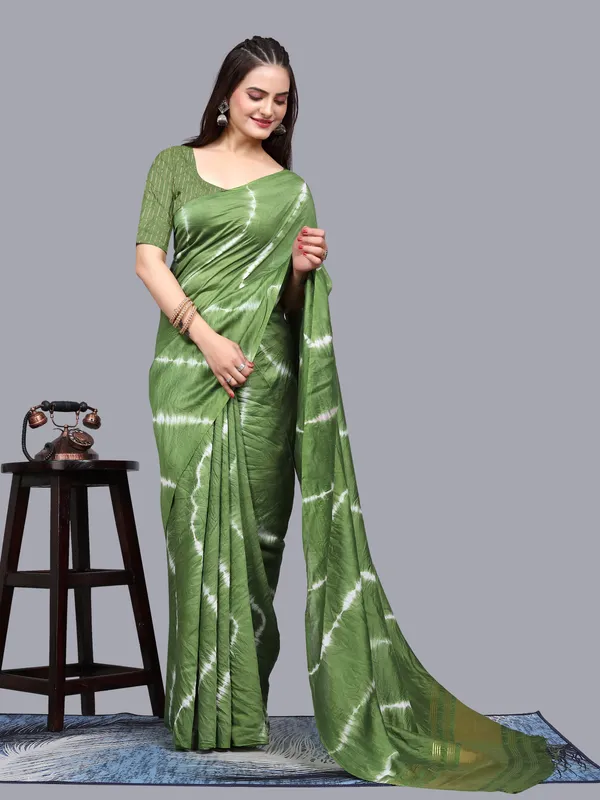 Green_Cotton_Blend_Saree_for_Women