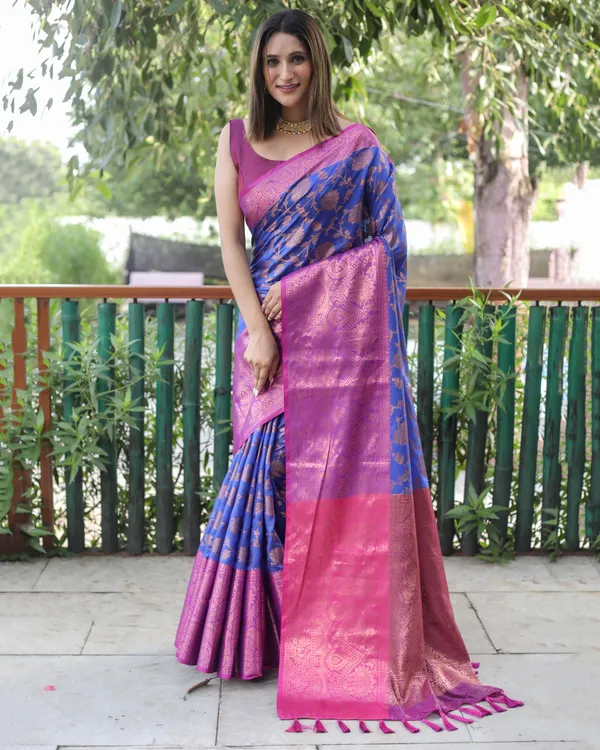 Dark_Green_Silk_Blend_Saree_for_Women
