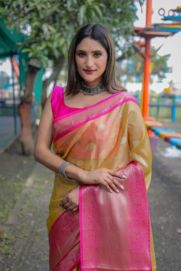 Yellow_Organza_Saree_for_Women