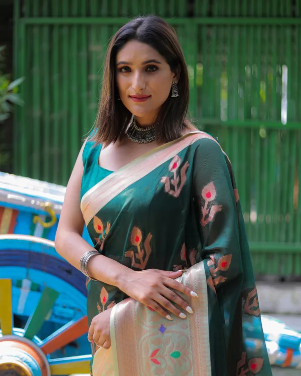 Green_Organza_Saree_for_Women