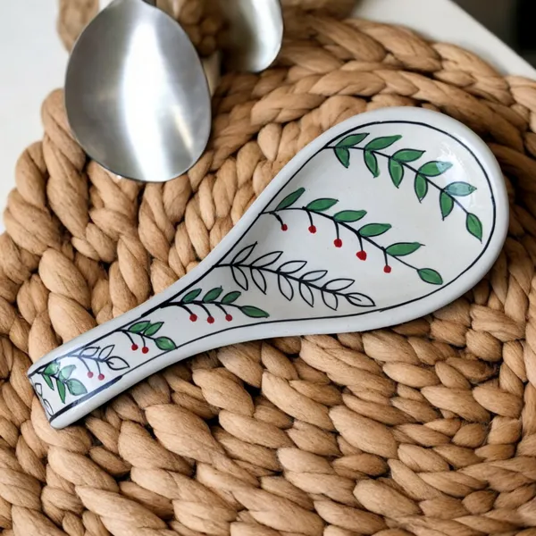 Hand-Painted_Ceramic_Spoon_Rest_with_Leaf_Design