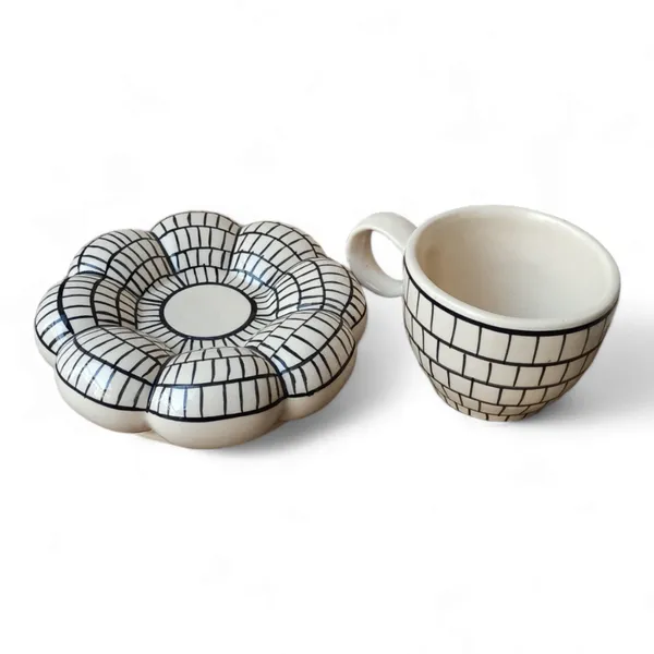 Handcrafted_Grid-Pattern_Ceramic_Cup_and_Saucer_Set