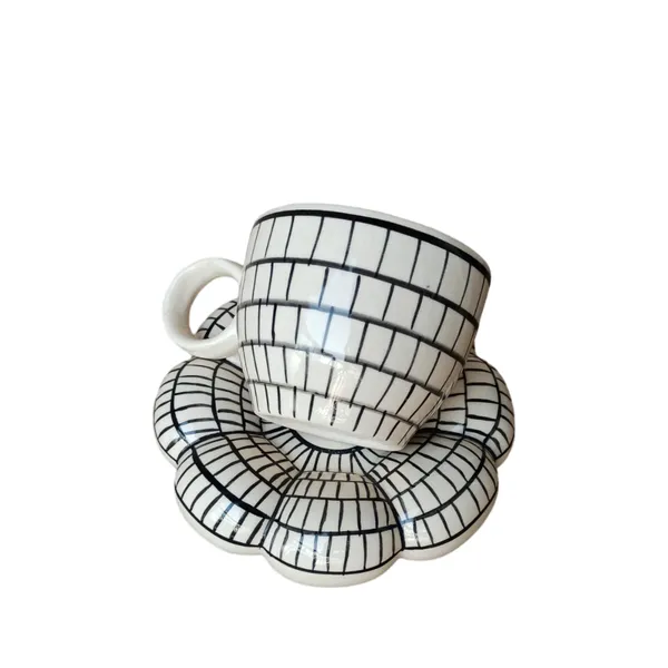 Handcrafted_Grid-Pattern_Ceramic_Cup_and_Saucer_Set