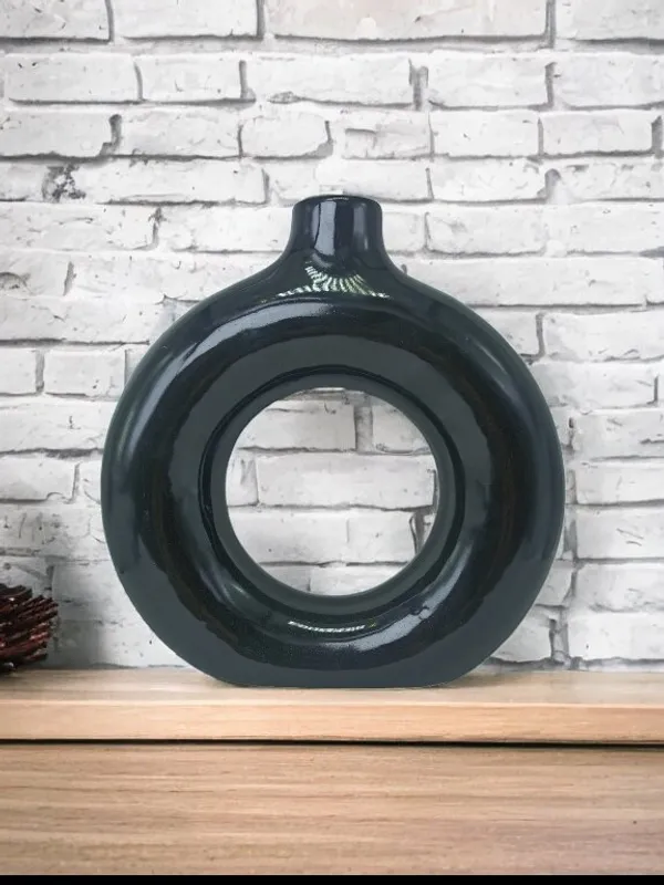 8_Inch_Donut_Vase_|_Flower_Vase_|_Vase_|_Vases_for_Home_D?cor_|_Flower_Vases_Home_Decor_|_Ceramic_Vase_|_Vase_for_Living_Room,_Waterproof_Earthy_Matte_Finish,_8_Inches_|_Black_Colour