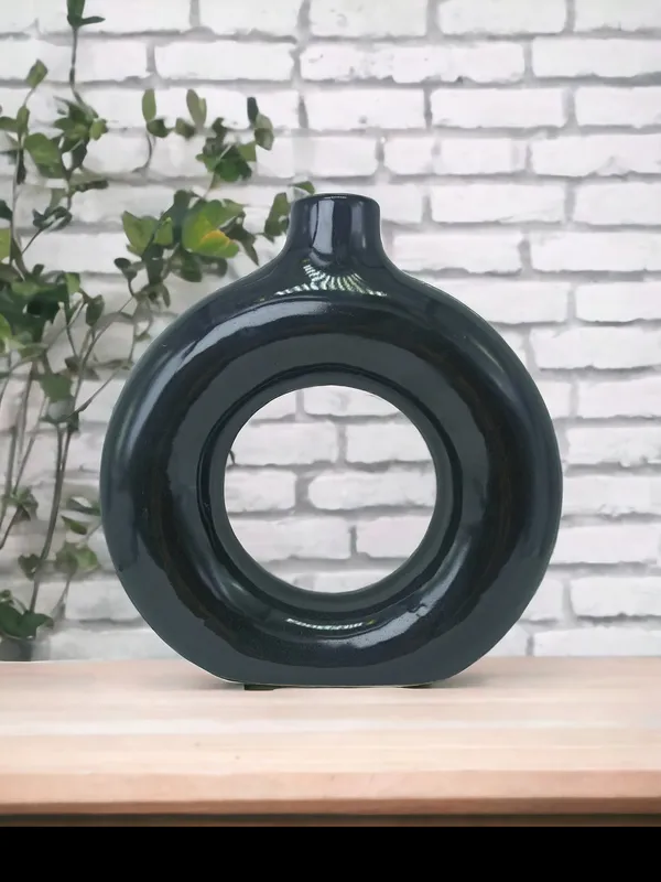 8_Inch_Donut_Vase_|_Flower_Vase_|_Vase_|_Vases_for_Home_D?cor_|_Flower_Vases_Home_Decor_|_Ceramic_Vase_|_Vase_for_Living_Room,_Waterproof_Earthy_Matte_Finish,_8_Inches_|_Black_Colour