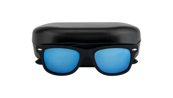 Stylish_Blue_Wayfarer_Premium_UV_Protected_Sunglasses_For_Men