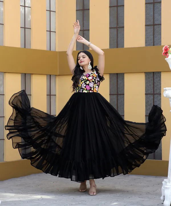 Black_Women_Embroidered_Anarkali_Gown_Kurta