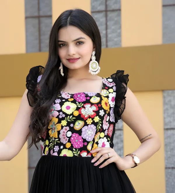 Black_Women_Embroidered_Anarkali_Gown_Kurta